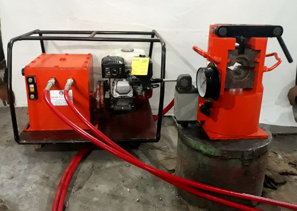 Hydraulic Compressor, Capacity 125 Ton, Electric Motor 3 Phase, 1440 RPM. 5 HP Operated, Double Acting. Supplied with 2 No. Rubber Hose Pipe of 5 Meter (including Generator)